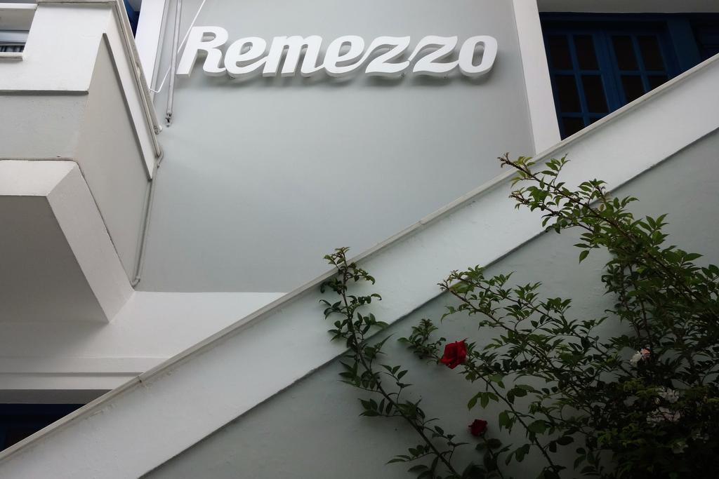 Remezzo Hotel & Studios Піфагорея Екстер'єр фото